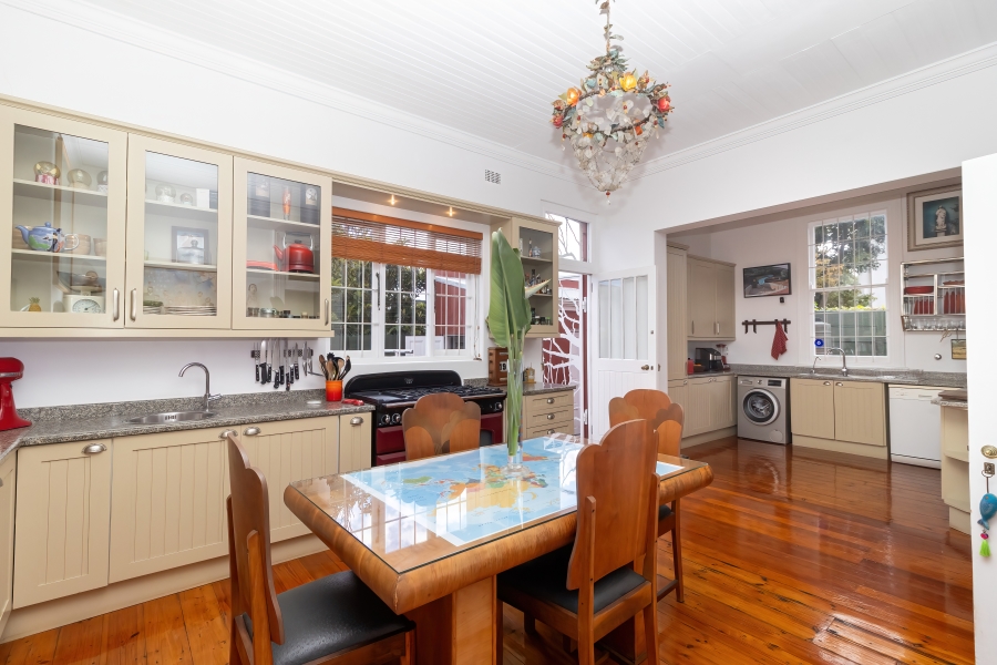 5 Bedroom Property for Sale in Rosebank Western Cape